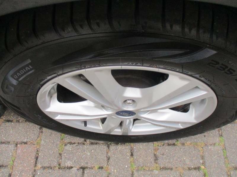 Ford Galaxy 2.0 Titanium Tdci 148 Bhp Black #13