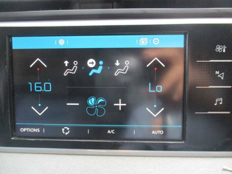 Citroen C4 SpaceTourer 1.2 Puretech Flair Ss White #21