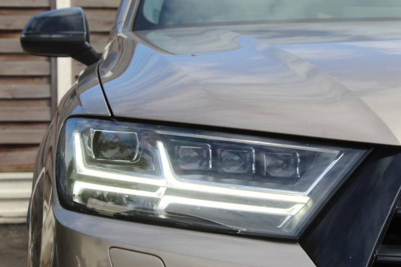 Audi Q7 3.0 Tdi V6 S Line Suv Tiptronic Quattro Black #16