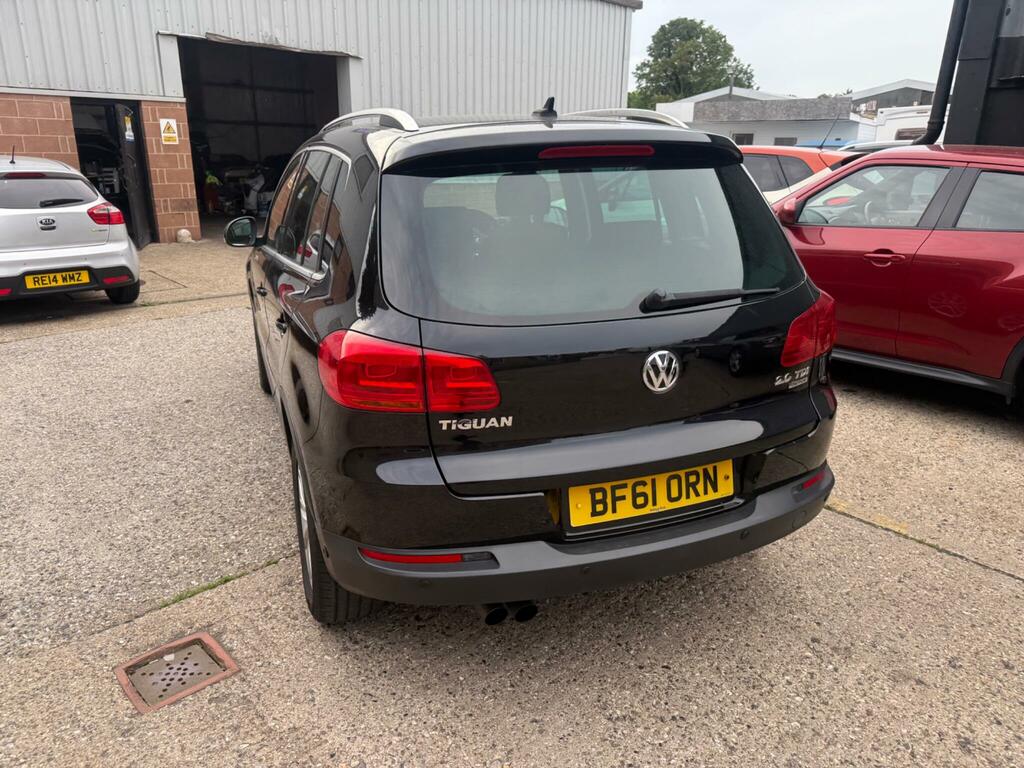 Volkswagen Tiguan Silver #9