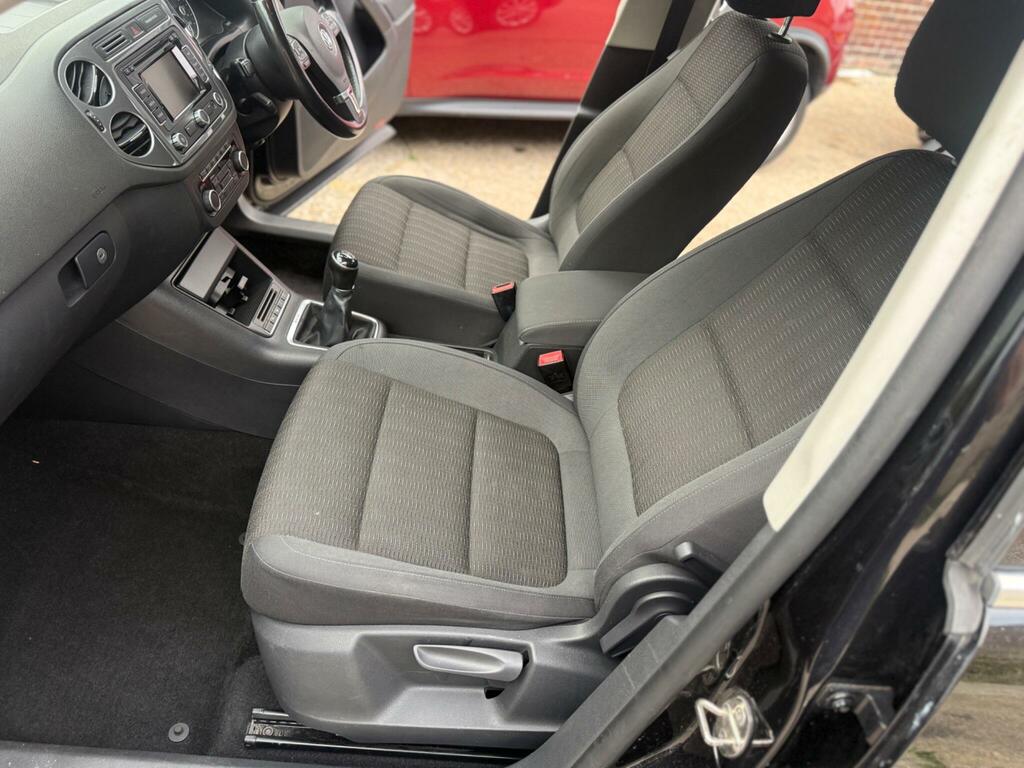 Volkswagen Tiguan Silver #42