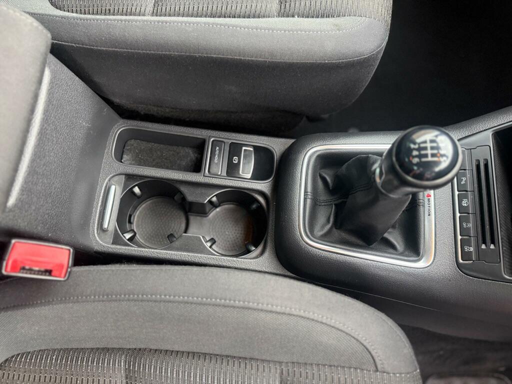 Volkswagen Tiguan Silver #17