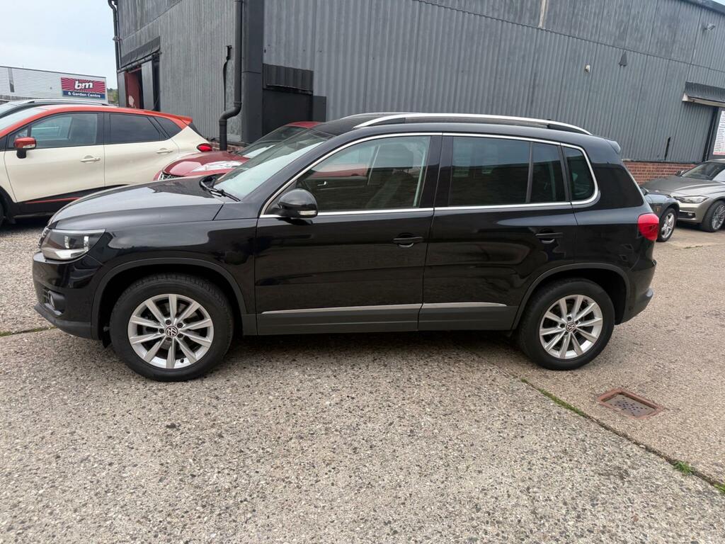 Volkswagen Tiguan Silver #11