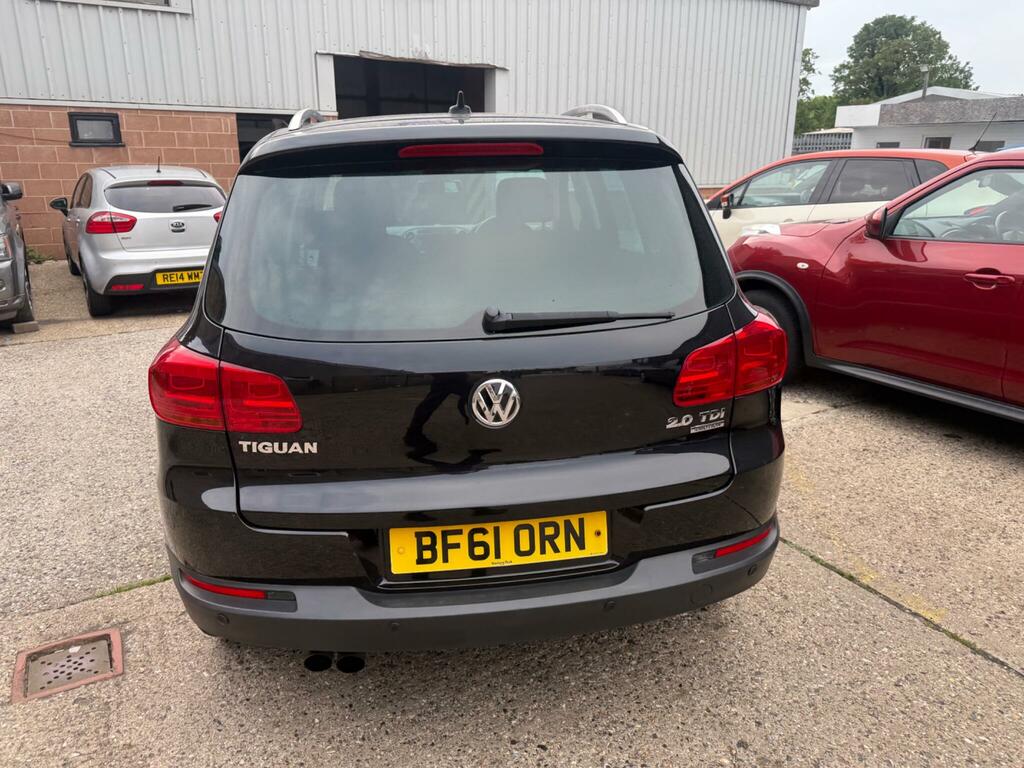 Volkswagen Tiguan Silver #14