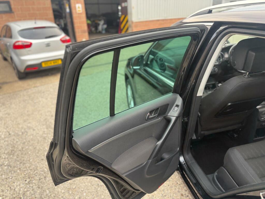 Volkswagen Tiguan Silver #29