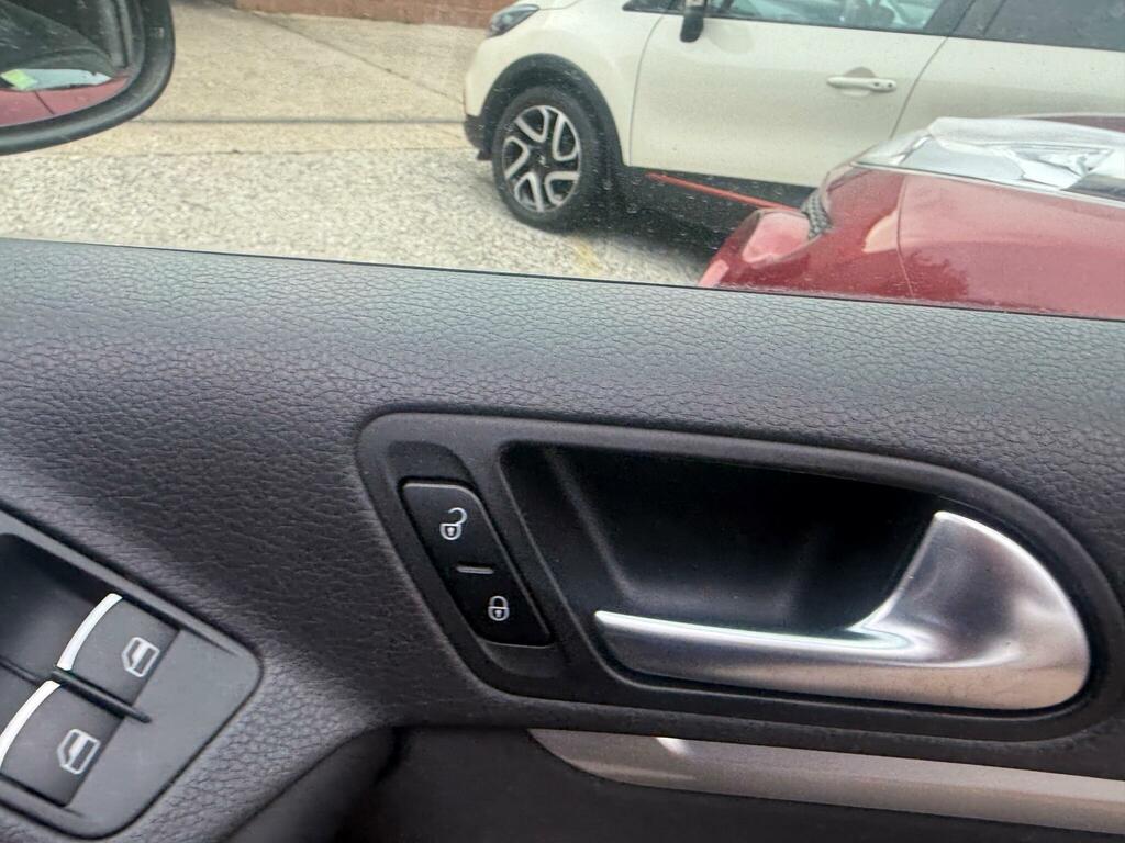 Volkswagen Tiguan Silver #24