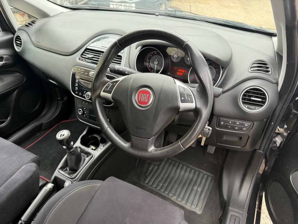 Fiat Punto Pop White #27