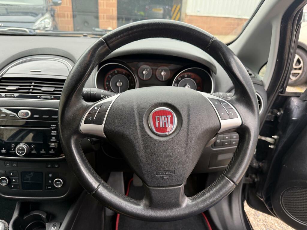 Fiat Punto Pop White #28