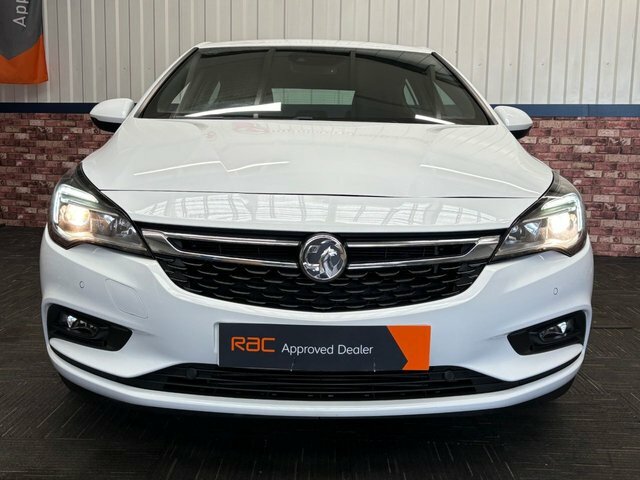 Vauxhall Astra 1.4I Turbo Sri Nav Hatchback Eur PY17EAM White #6