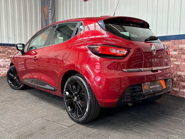 Renault Clio 0.9 Tce Signature Nav Hatchback Red #4