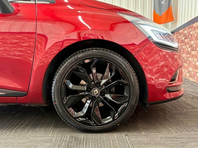 Renault Clio 0.9 Tce 90 Iconic White #37