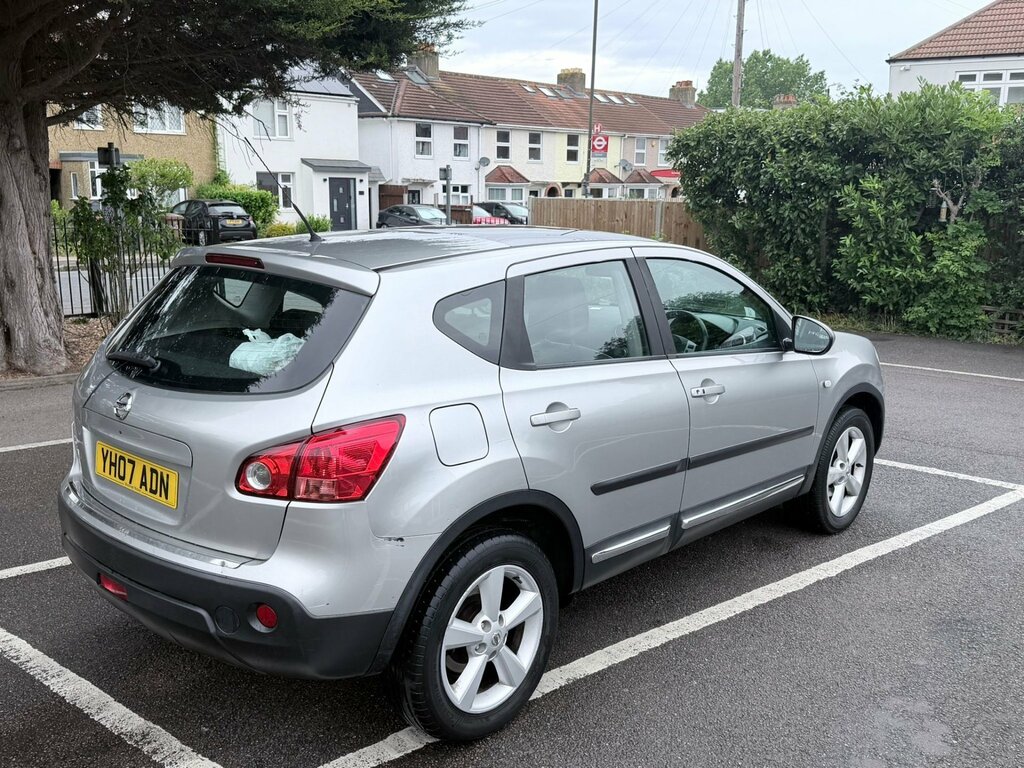 Nissan Qashqai Acenta Black #8