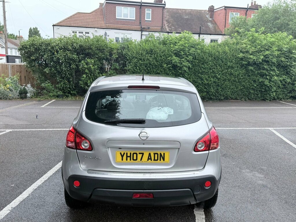 Nissan Qashqai Acenta Black #2