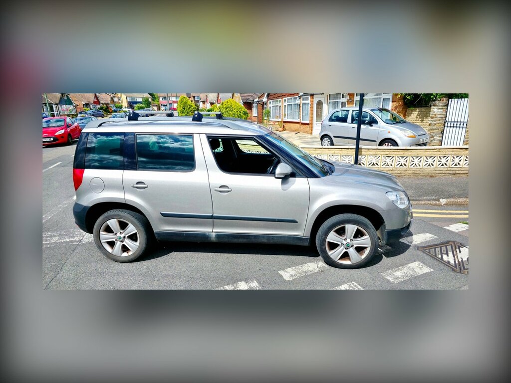 Skoda Yeti 1.2 Tsi Se Suv Dsg Euro 5 105 Ps Beige #4