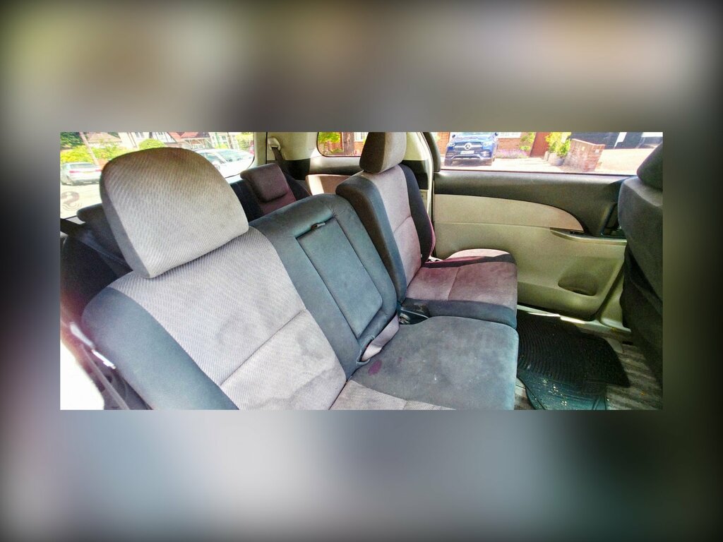 Toyota Estima Mpv White #7