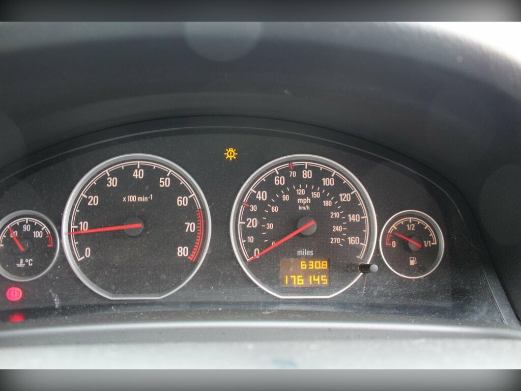 Vauxhall Vectra Sri Nav Cdti 150 Silver #9