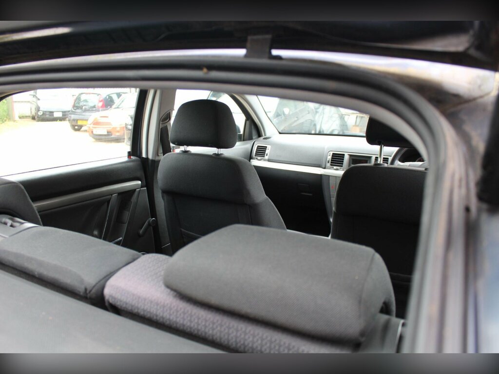 Vauxhall Vectra Sri Nav Cdti 150 Silver #17