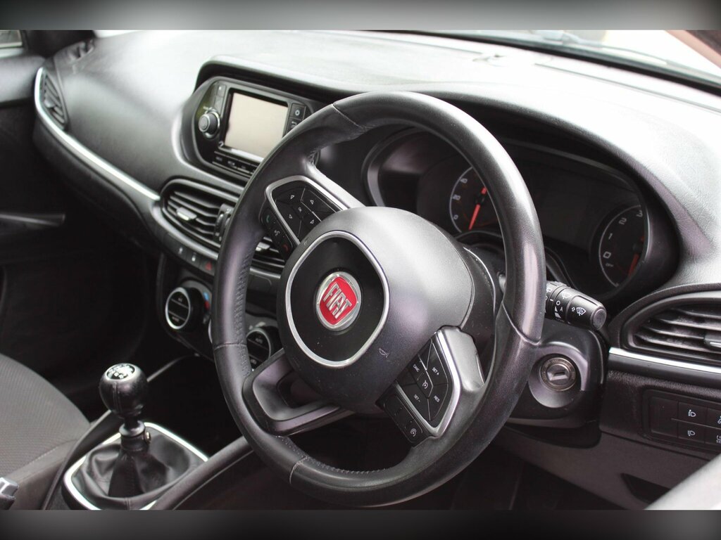 Fiat Tipo 1.4 Mpi Lounge Euro 6 Grey #4
