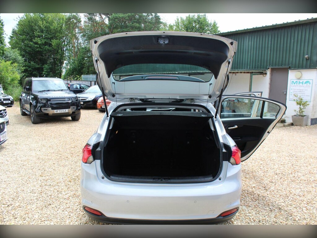 Fiat Tipo 1.4 Easy Plus -1 Owner From New Full Service White #8