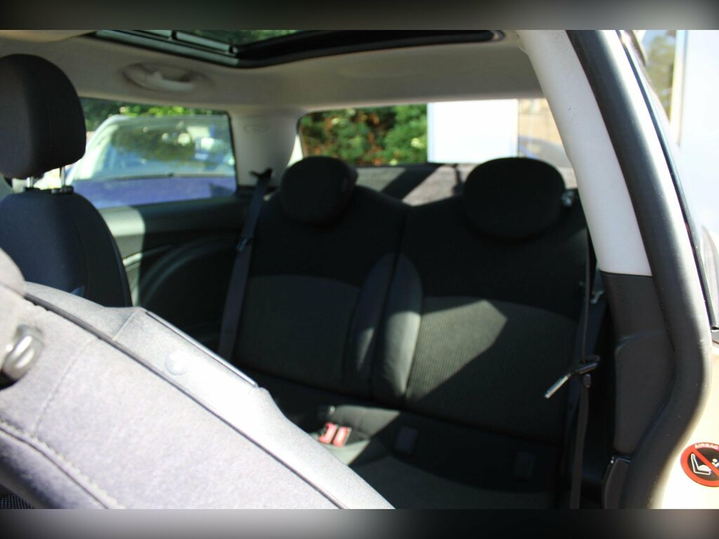 Mini Hatch One Black #10