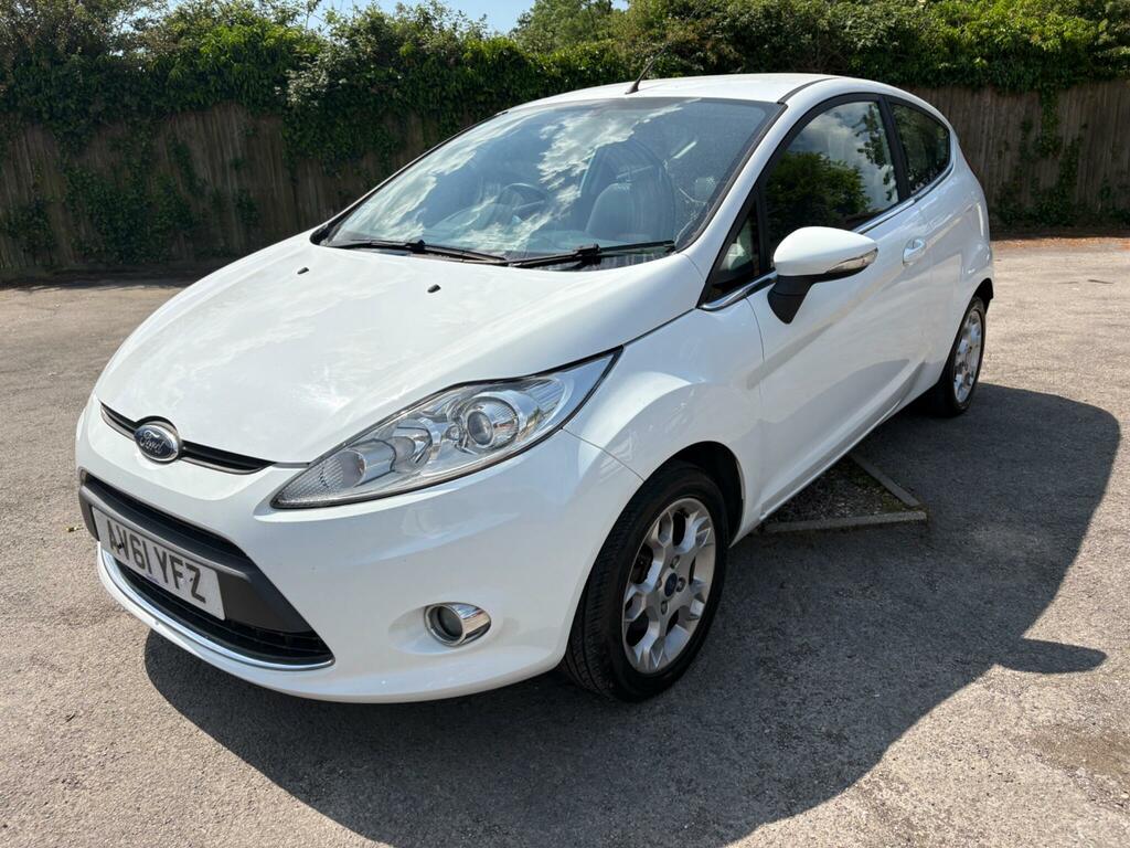 Ford Fiesta 1.25 Zetec White #2