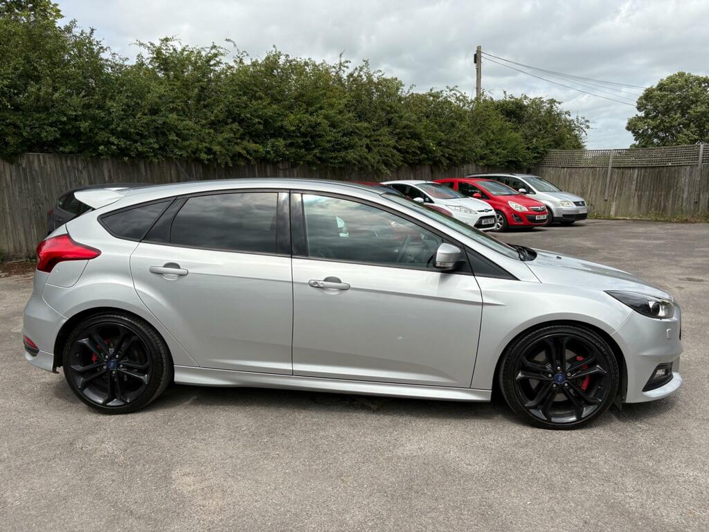 Ford Focus 2.0T Ecoboost St-3 Euro 6 Ss Silver