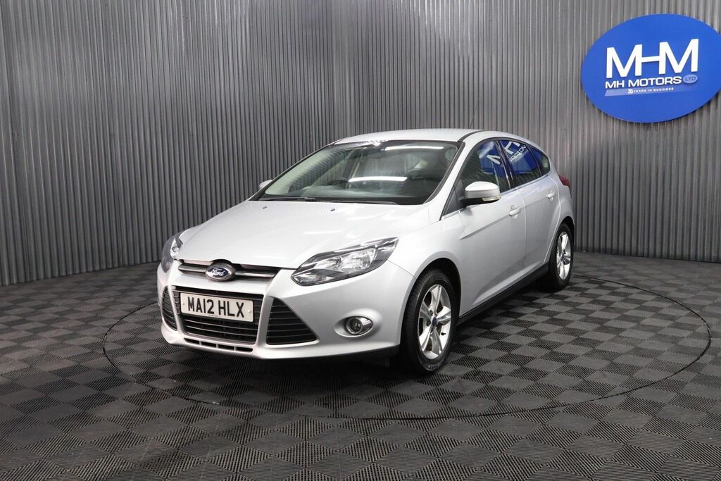 Ford Focus Zetec Hatchback MA12HLX Silver #2