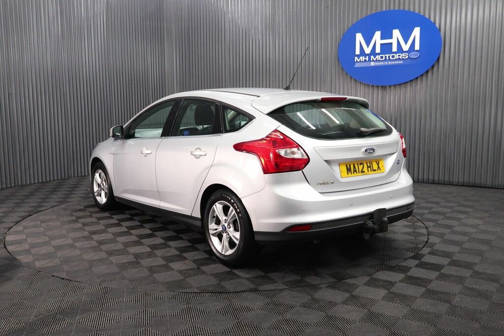 Ford Focus Zetec Hatchback MA12HLX Silver #4