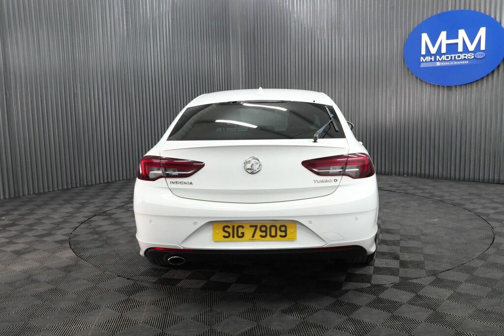 Vauxhall Insignia Turbo D Blueinjection Sri White #6