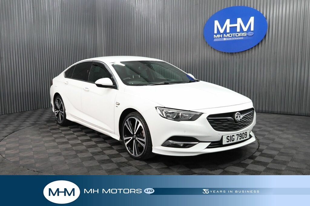 Vauxhall Insignia Turbo D Blueinjection Sri White