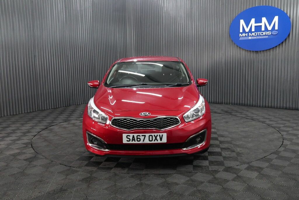 Kia Proceed Crdi 2 Hatchback Red #2