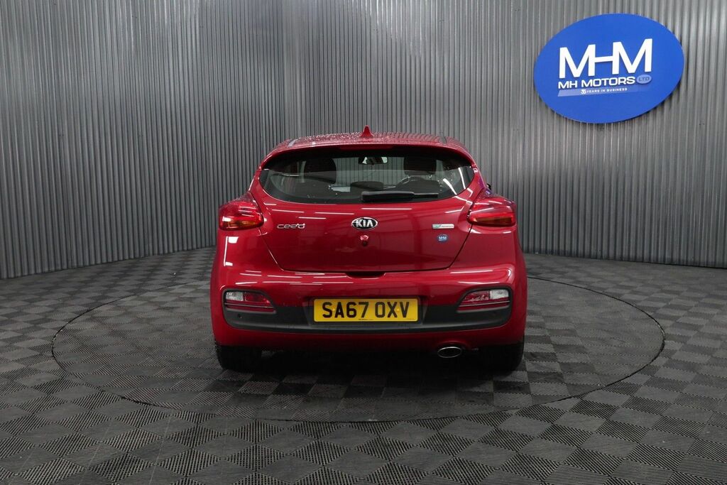 Kia Proceed Crdi 2 Hatchback Red #6