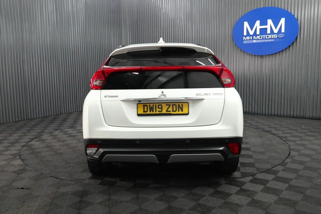 Mitsubishi Eclipse Cross Gpf 4 Suv White #6