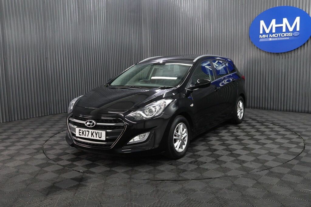 Hyundai I30 Crdi Blue Drive Se Black #3