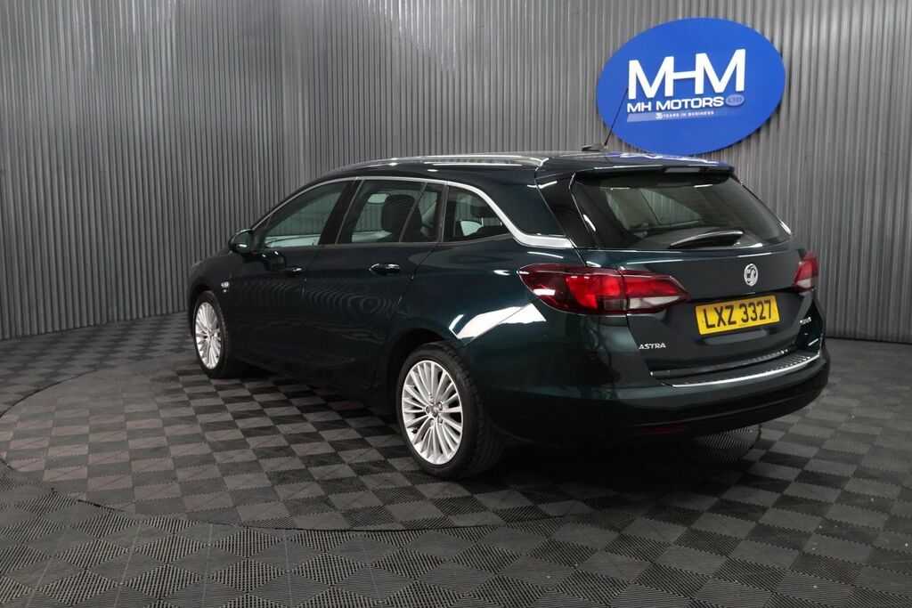 Vauxhall Astra Turbo Elite Sports Tourer LXZ3327 Green #4