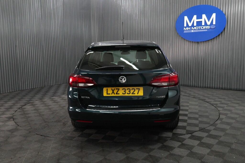 Vauxhall Astra Turbo Elite Sports Tourer LXZ3327 Green #5