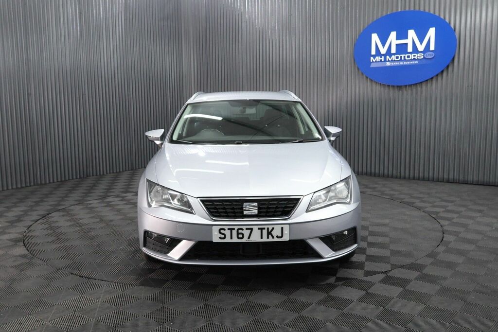Seat Leon Tdi Se Dynamic Technology ST67TKJ Silver #2