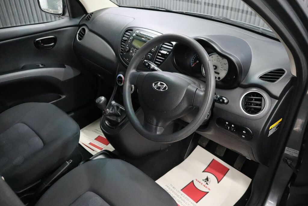 Hyundai I10 Classic Red #30