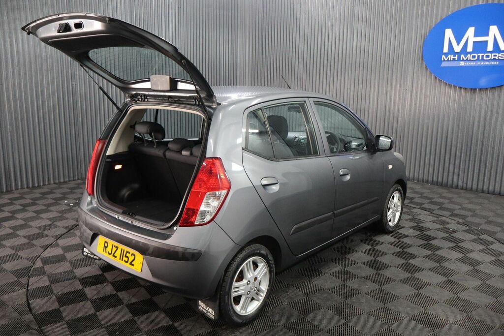 Hyundai I10 Classic Red #25