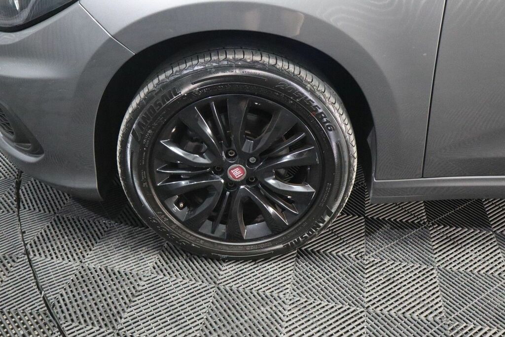 Fiat Tipo 1.4 Mpi Lounge Euro 6 Black #15