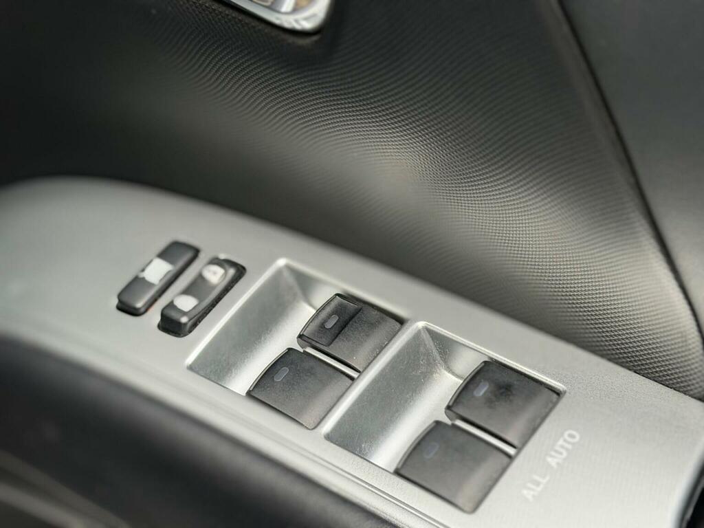 Toyota Estima 2360 2360 Hybrid Ahr20 Hatchback 2014 - Black #17