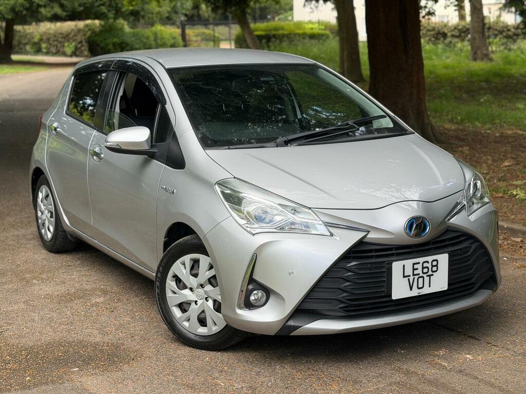 Toyota Vitz Hatchback 201868 Silver