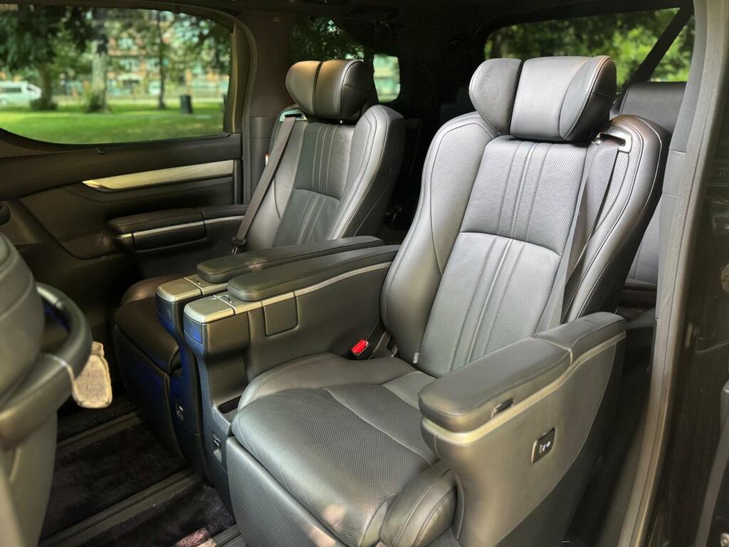 Toyota Alphard White #52