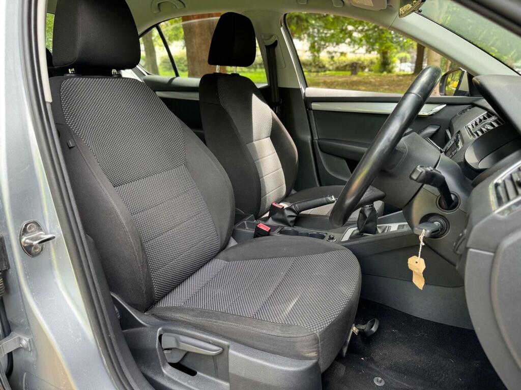 Skoda Octavia Octavia Elegance Tdi Cr Blue #11