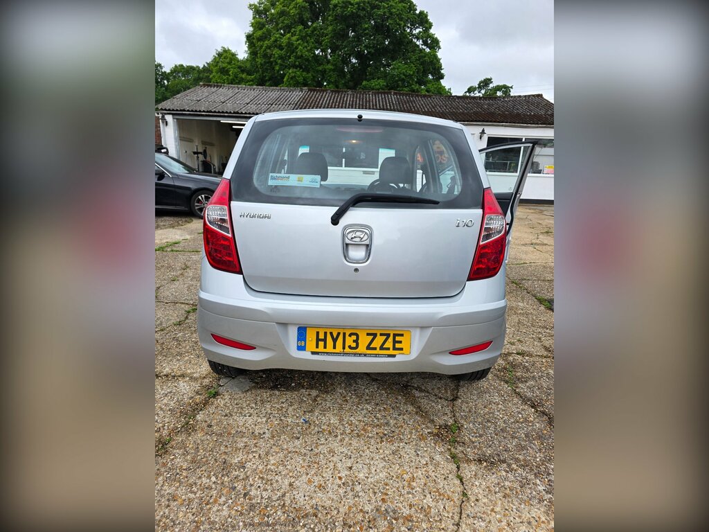 Hyundai I10 1.2 Classic Hatchback Euro 5 85 Silver #4