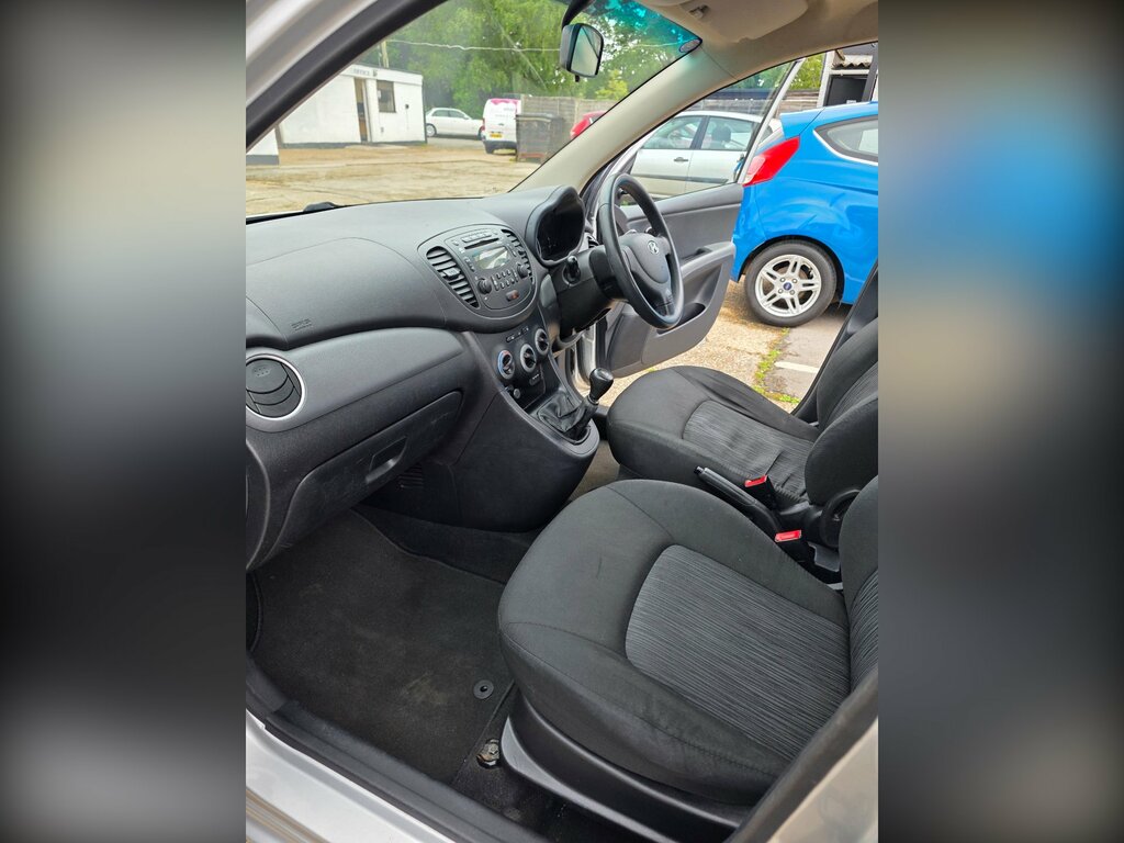 Hyundai I10 1.2 Classic Hatchback Euro 5 85 Silver #5
