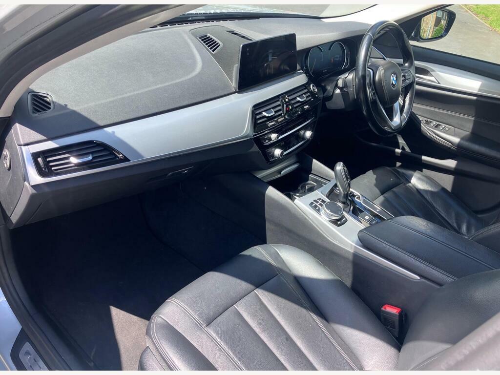 BMW 5 Series 2.0 520D Se Touring Euro 6 S S YC67HKF Silver #2