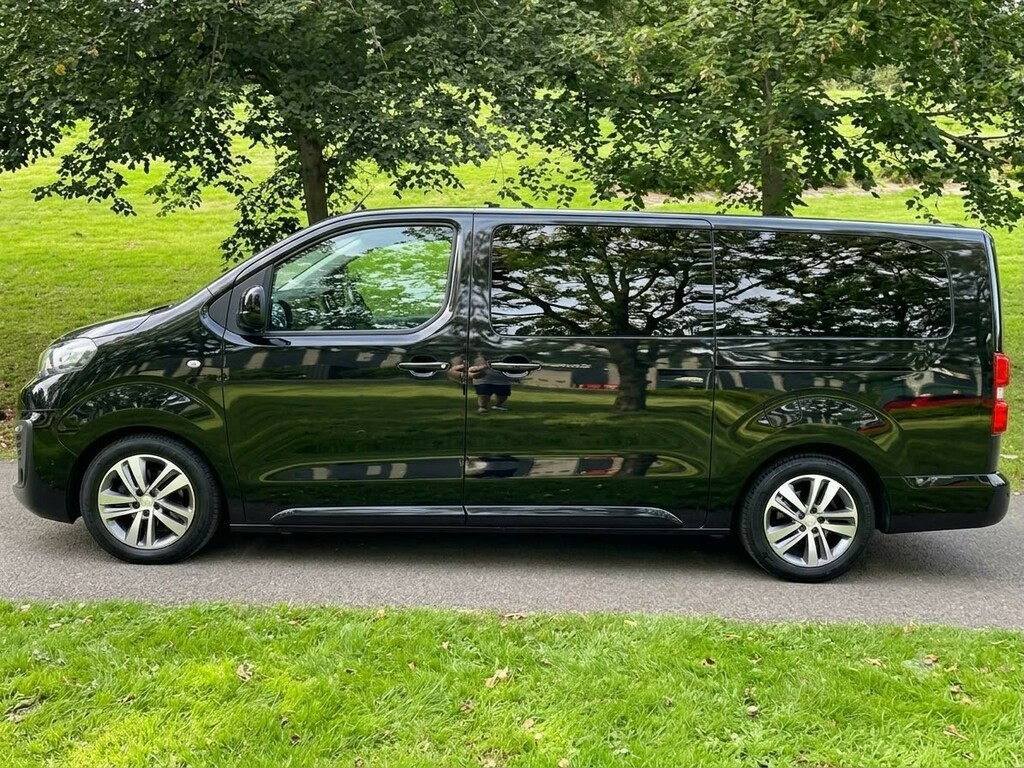 Peugeot Traveller 2.0 Bluehdi Allure Black #4