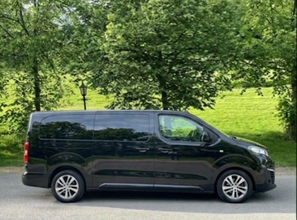 Peugeot Traveller 2.0 Bluehdi Allure Black #2