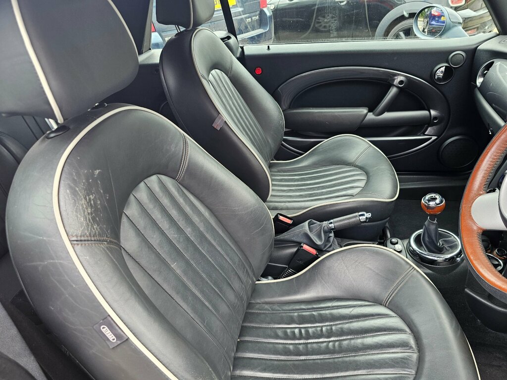 Mini Convertible Convertible 1.6 Cooper Euro 4 200808 Black #9